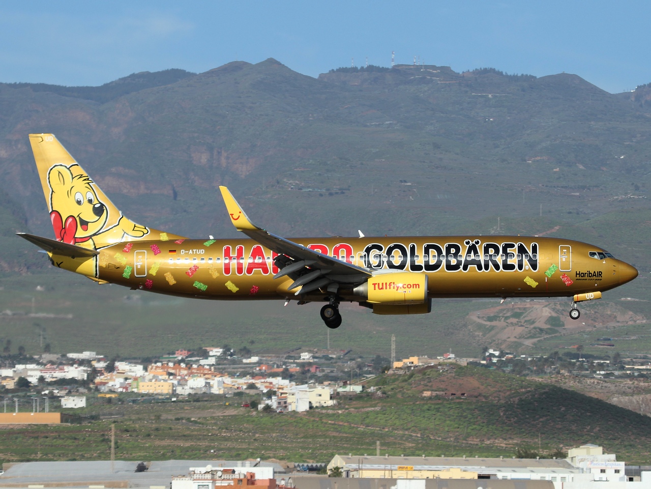 D-ATUD - 737-8K5(WL) - TUIfly - LPA - 18-02-2011