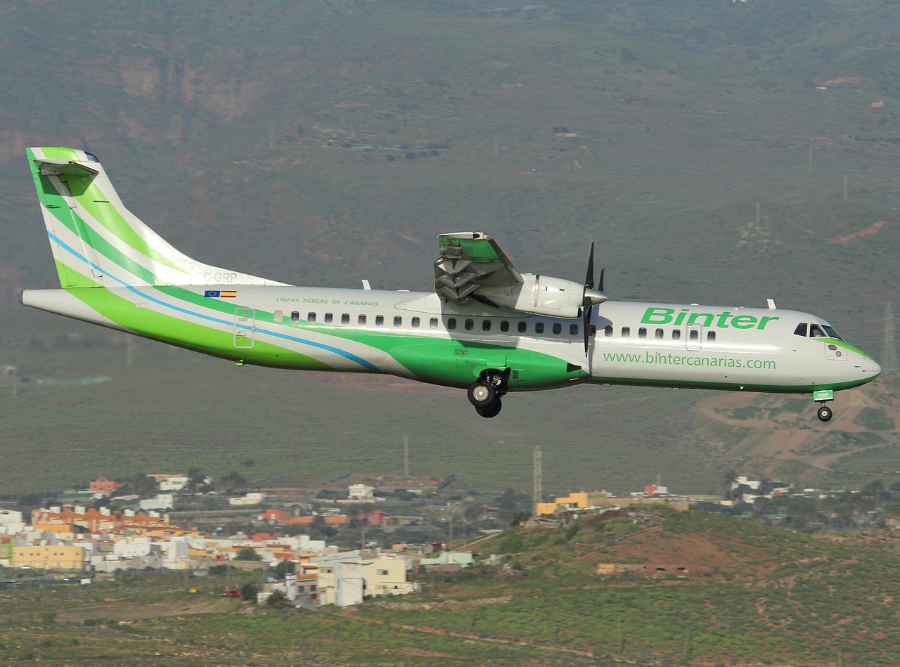 EC-GRP - ATR 72-202 - Binter Canarias - LPA - 18-02-2011
