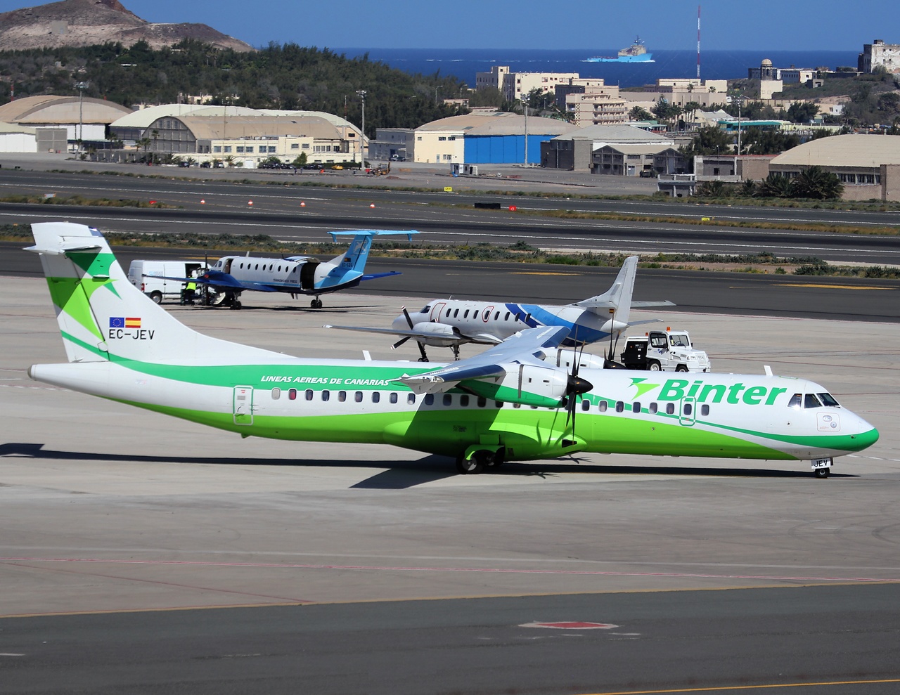 EC-JEV - ATR 72-500 (72-212A) - Binter Canarias - LPA - 17-02-2011