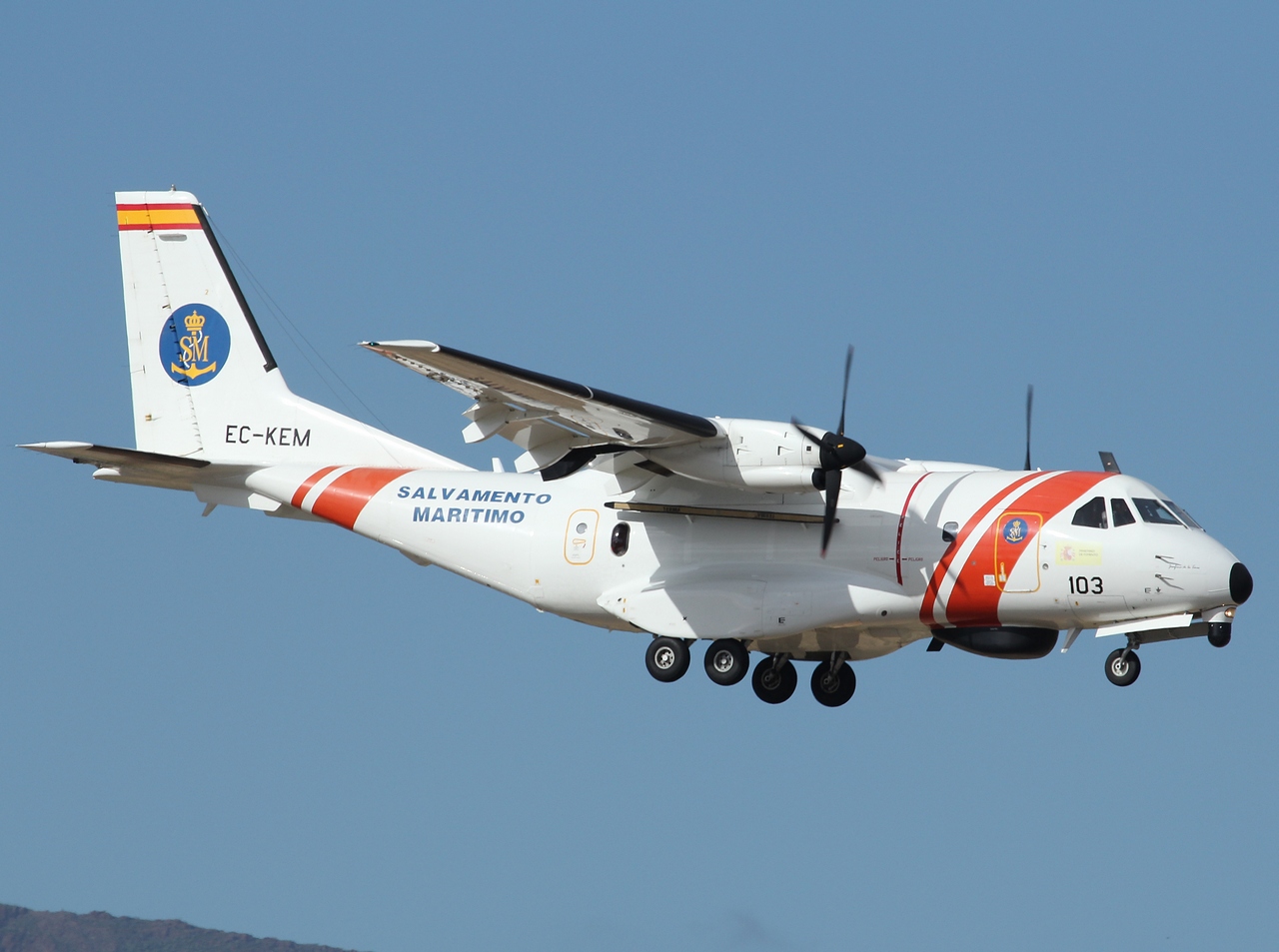 EC-KEM - Airtech_CN235_MPA - Persuader Sociedad Estatal de Salvamento y Seguridad Maritima - LPA - 18-02-2011