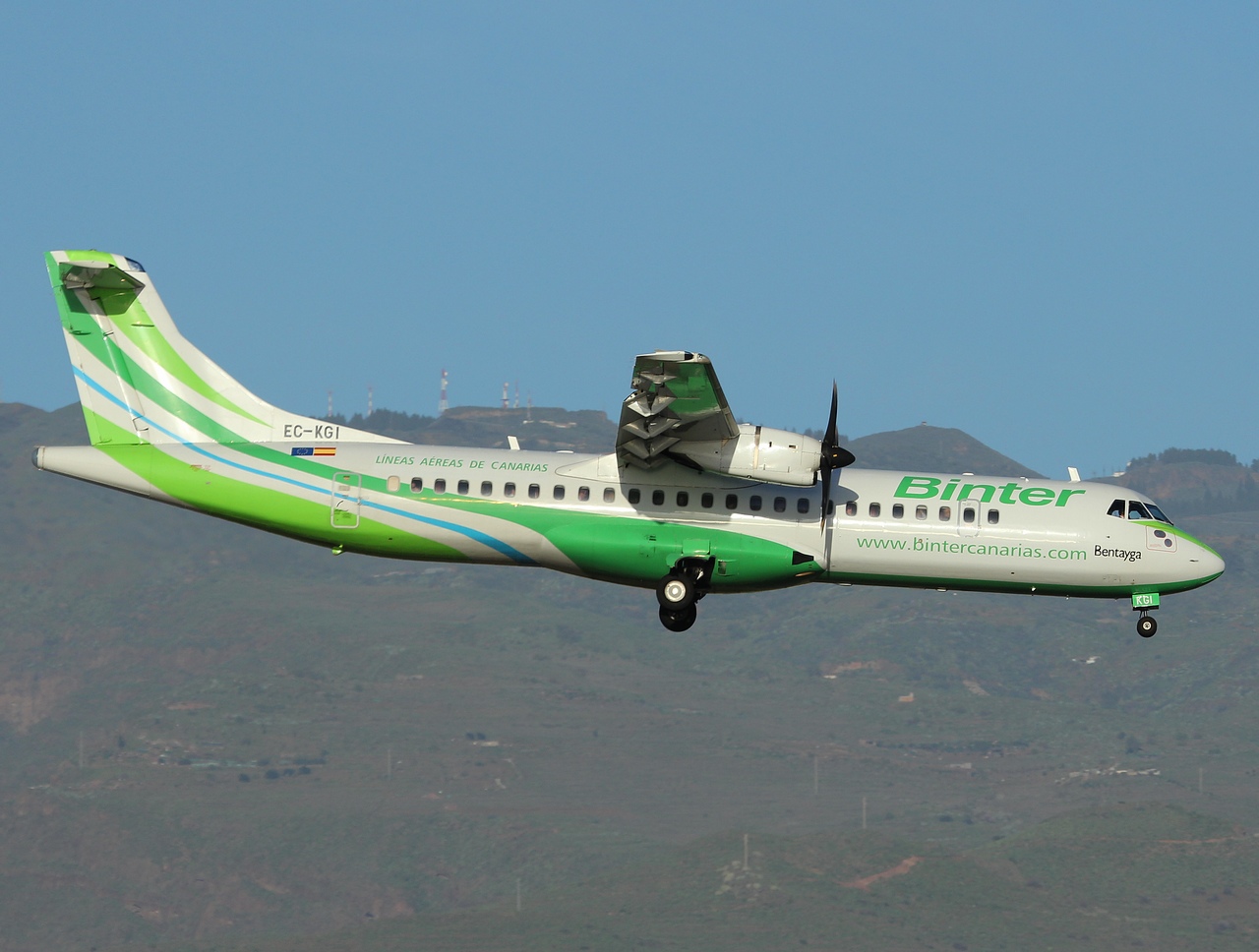 EC-KGI - ATR 72-500 (72-212A) - Binter Canarias - LPA - 18-02-2011