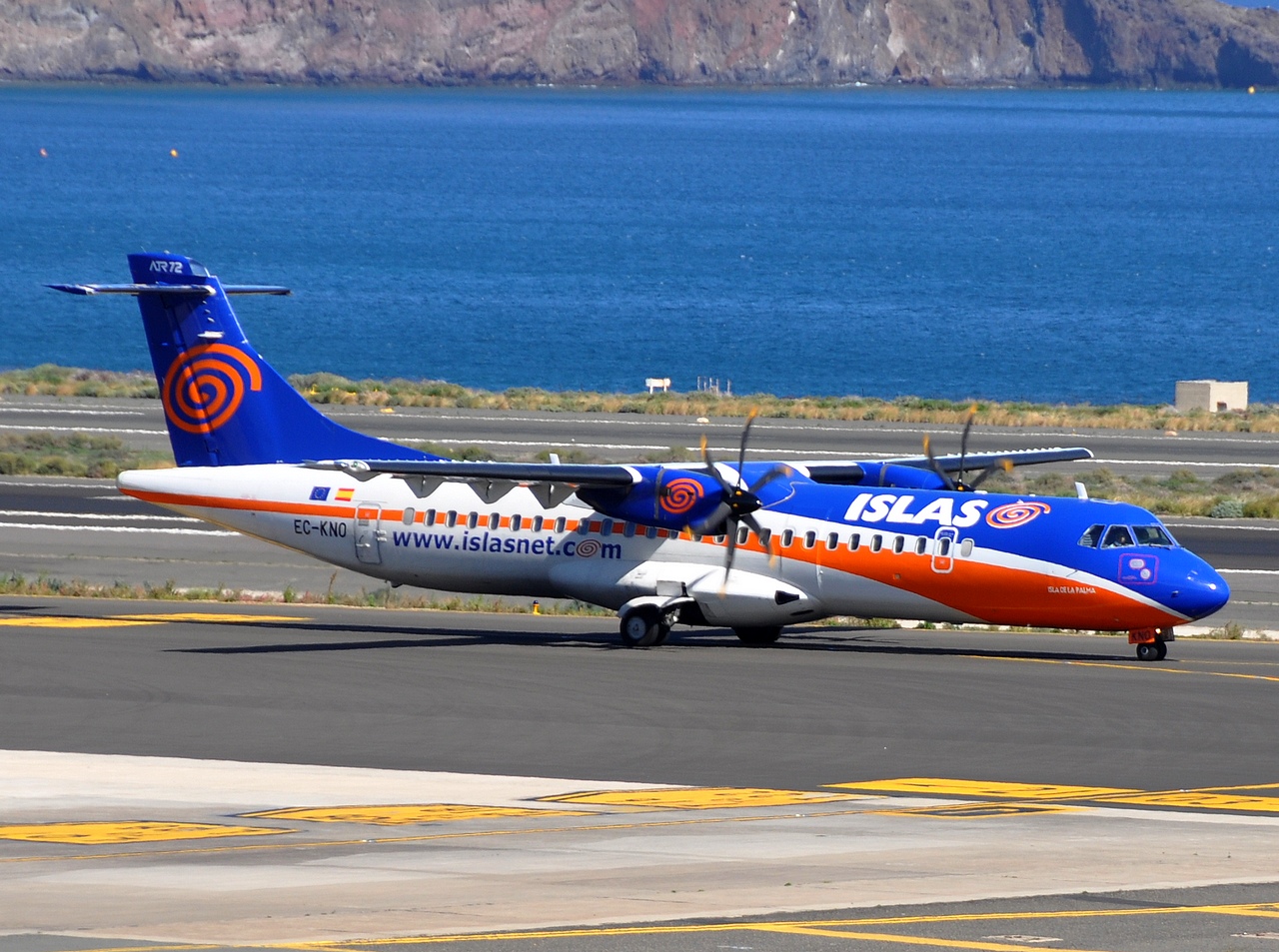 EC-KNO - ATR 72-500 (72-212A) - Islas Airways - LPA - 17-02-2011