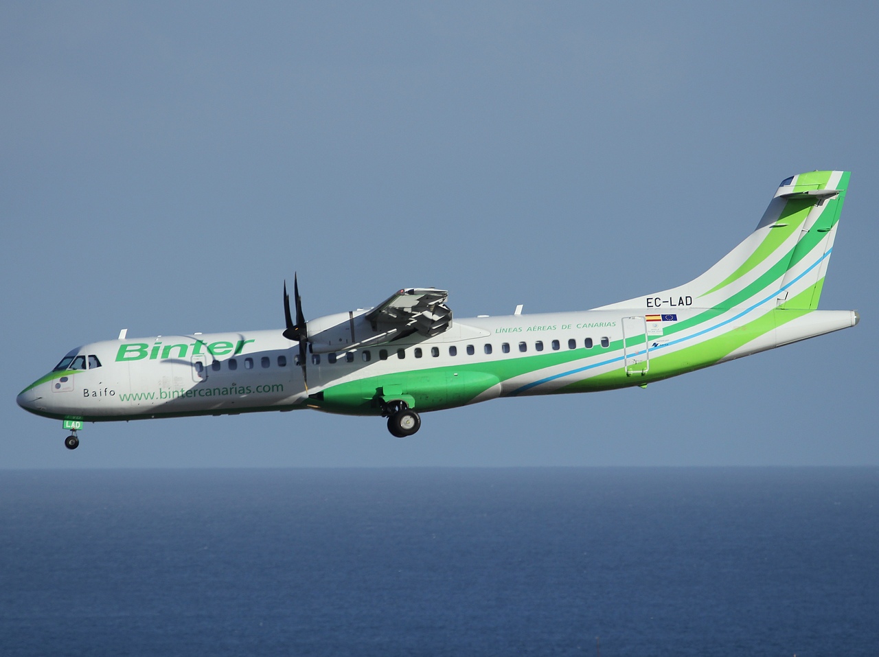 EC-LAD - ATR 72-500 (72-212A) - Binter Canarias - LPA - 17-02-2011
