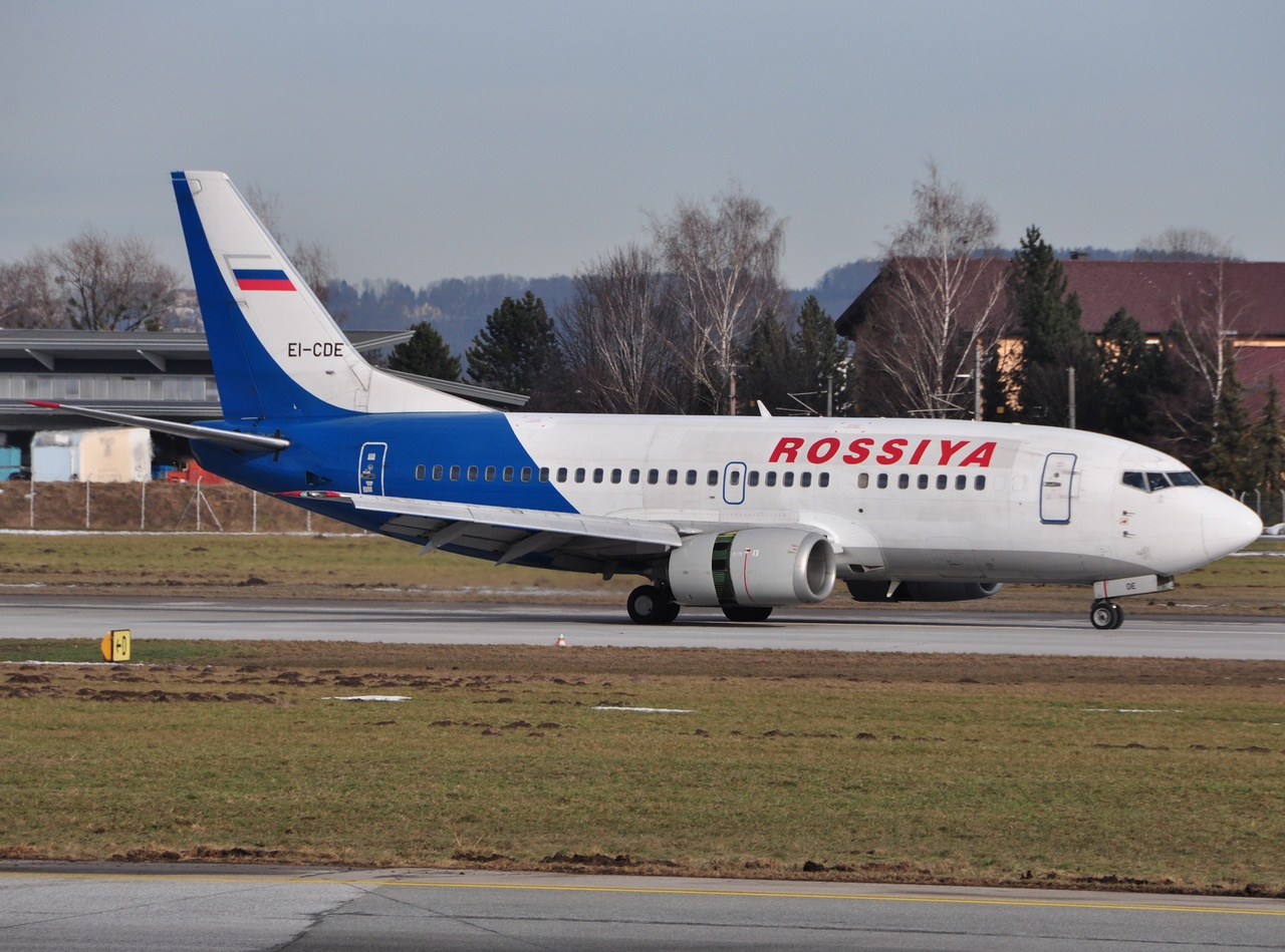 EI-CDE - 737-548 - Rossiya _ Russian Airlines - SZG - 09-01-2011
