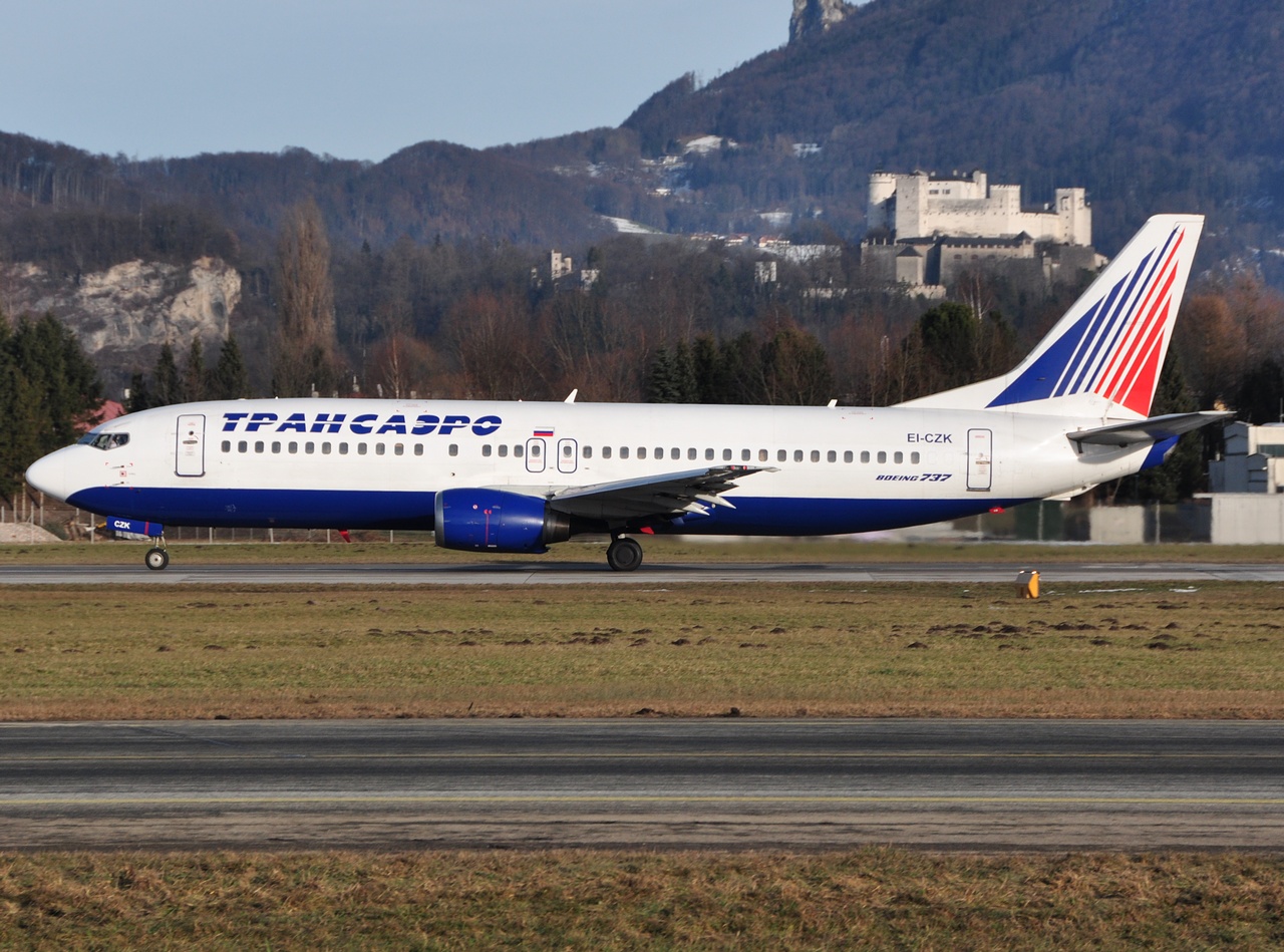 EI-CZK - 737-4Y0 - Transaero Airlines - SZG - 09-01-2011