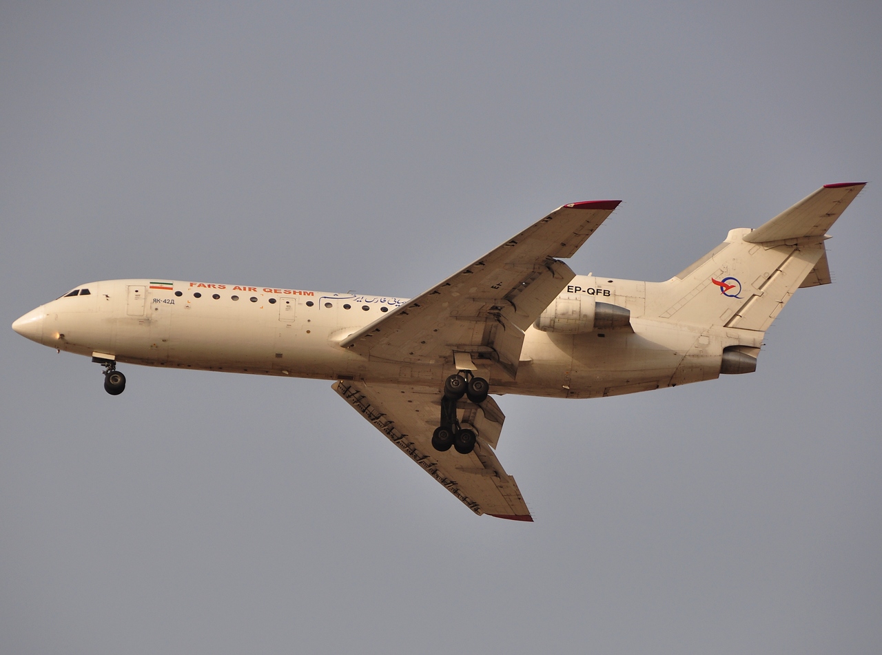EP-QFB - Yakovlev Yak-42D - Fars Air Qeshm - DXB - 03-04-2011