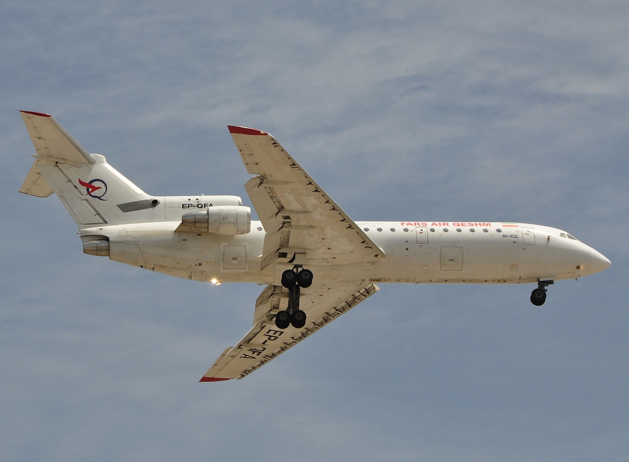 EP-QFB - Yakovlev Yak-42D - Fars Air Qeshm - DXB - 07-04-2011