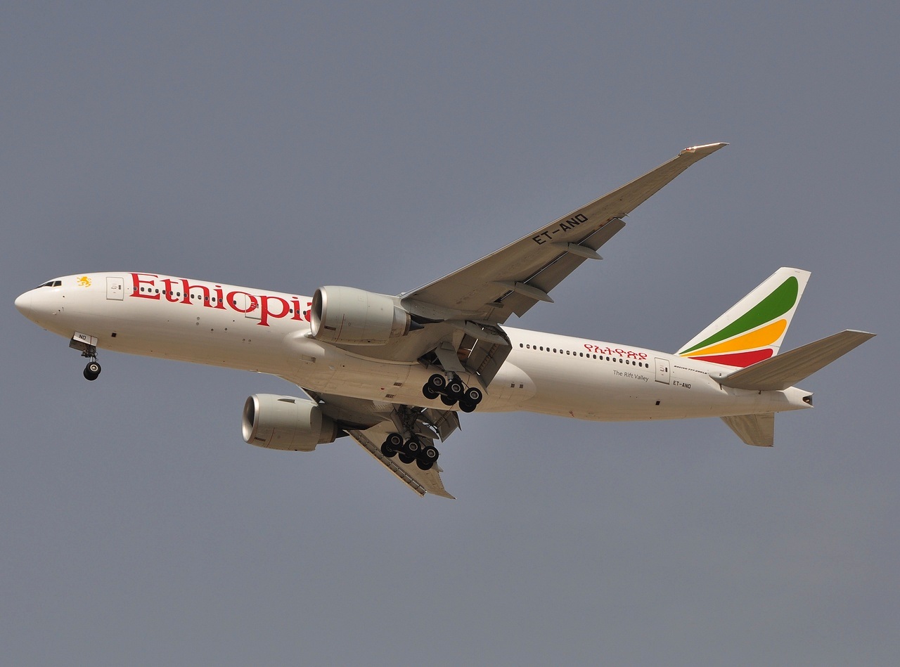 ET-AND - B777-2B5(ER) - Ethiopian Airlines - DXB - 03-04-2011