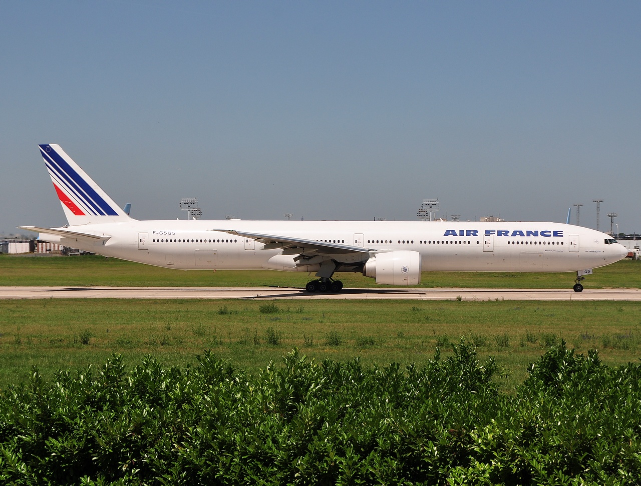 F-GSQS - 777-328(ER) - Air France - ORY - 26-06-2011