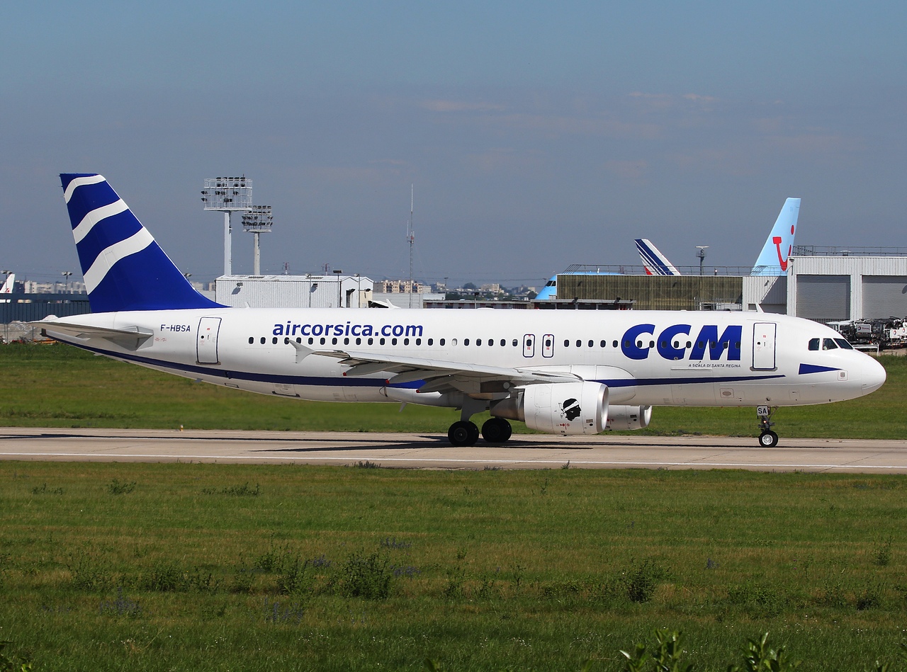 F-HBSA - A320-216 - Air Corsica - ORY - 26-06-2011
