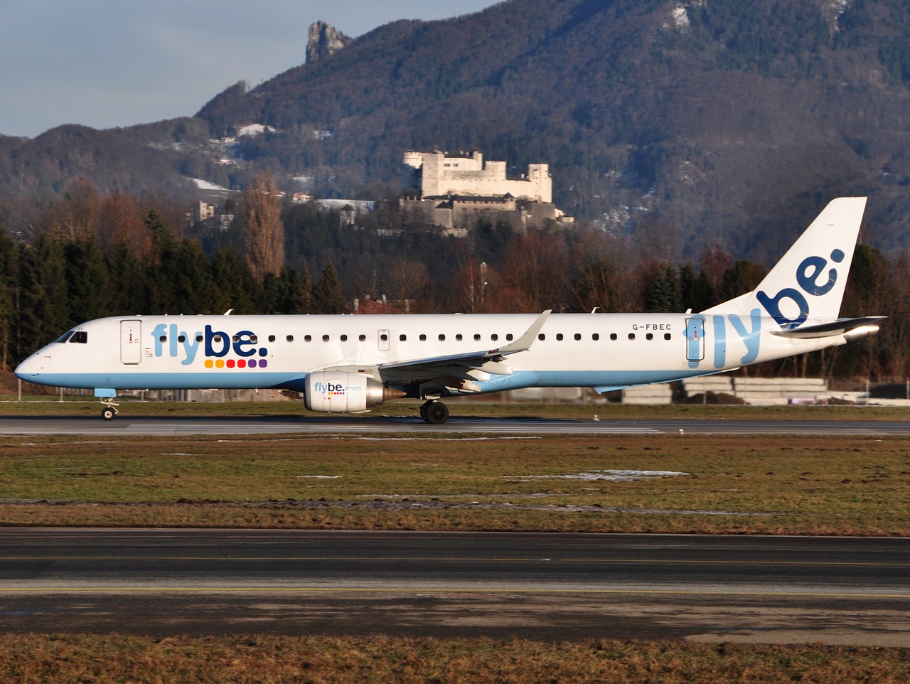 G-FBEC - ERJ-195LR (ERJ-190-200 LR) - Flybe - SZG - 08-01-2011b