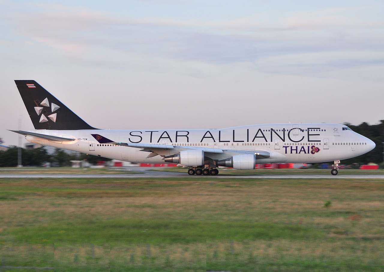 HS-TGW - 747-4D7 - Thai Airways International - FRA - 27-06-2011