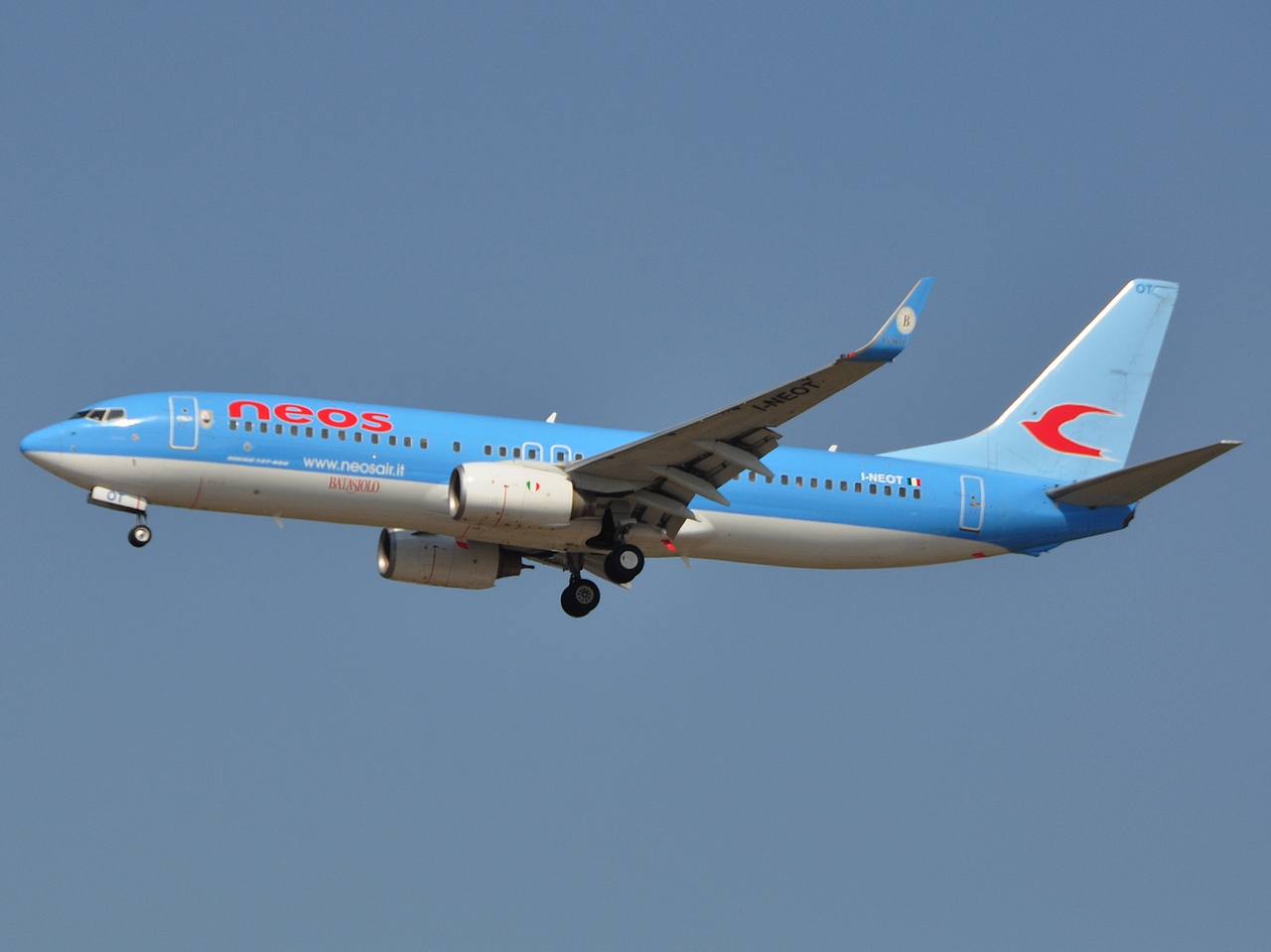 I-NEOT - 737-86N(WL) - NEOS - AYT - 28-08-2011