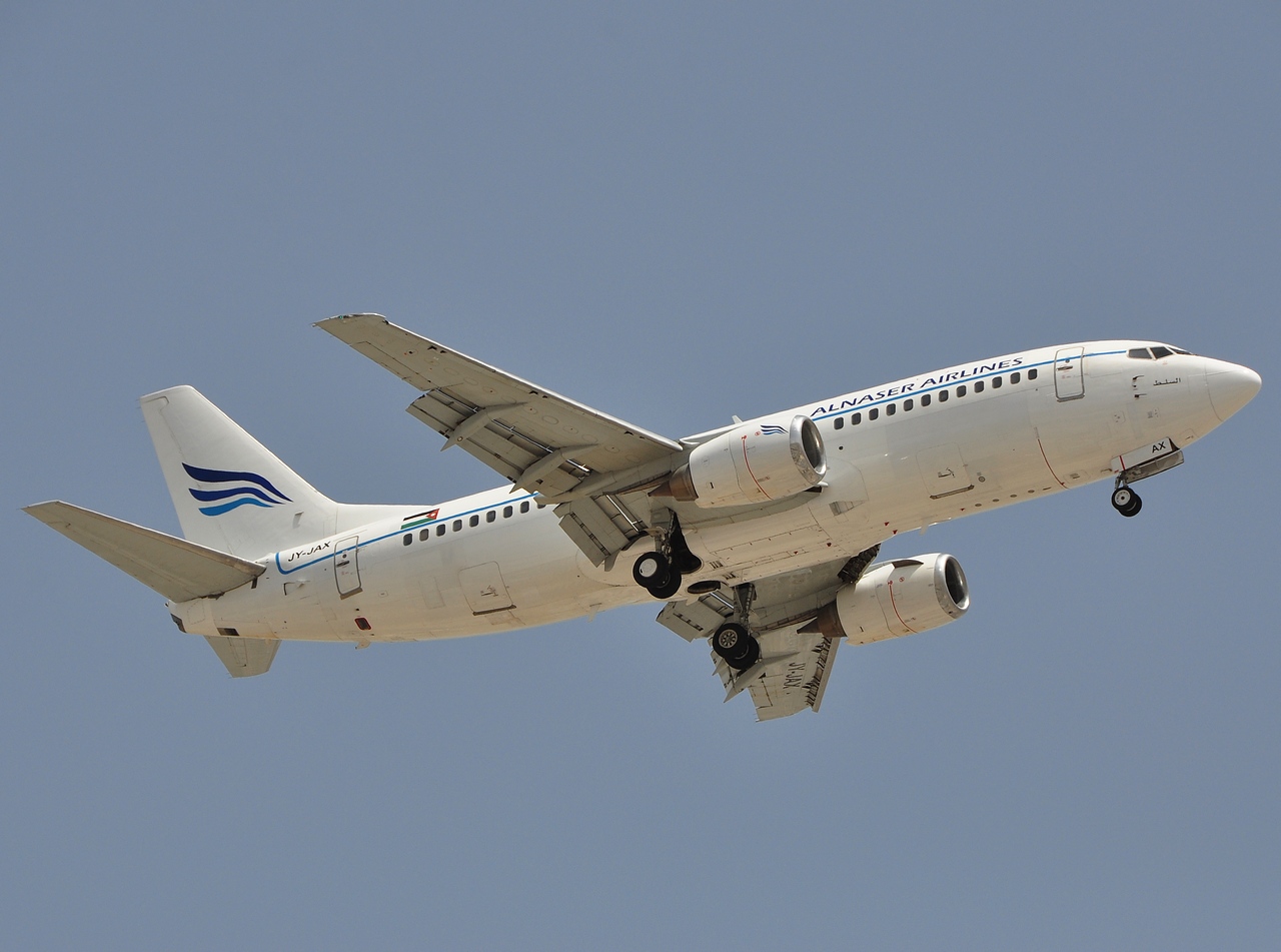 JY-JAX - 737-322 - Al-Naser Airlines - DXB - 07-04-2011