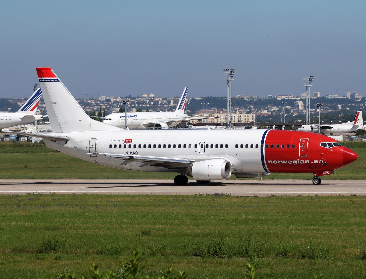 LN-KKO - 737-3Y0 - Norwegian Air Shuttle - ORY - 26-06-2011
