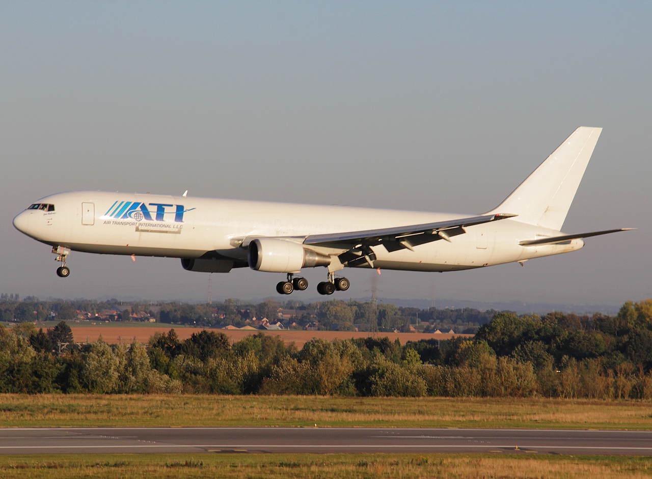 N316CM - 767-338(ER) - ATI _ Air Transport International - LGG - 16-10-2011