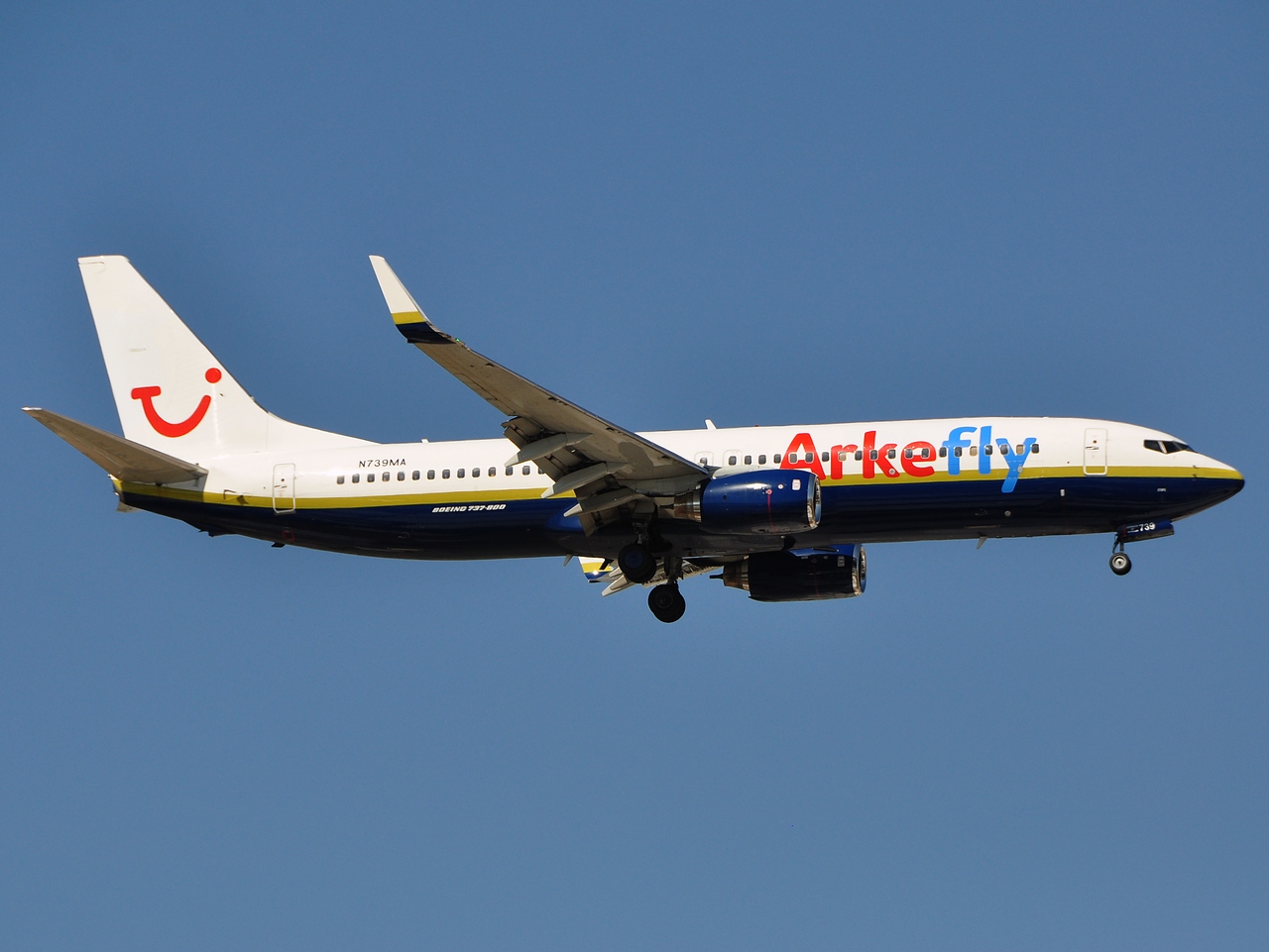 N739MA - 737-8Q8(WL) - Arkefly - AYT - 27-08-2011