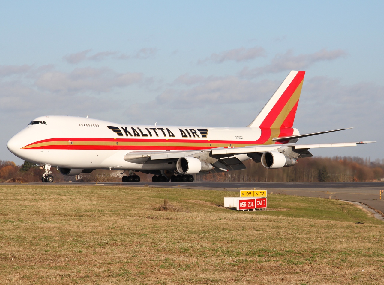 N794CK - 747-222B - Kalitta Air - LGG - 09-12-2011