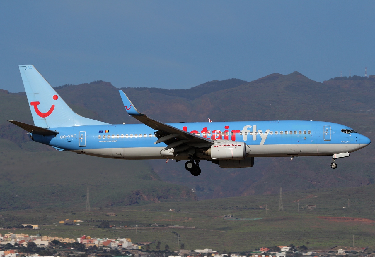 OO-VAC - 737-8BK(WL) - JetairFly - LPA - 19-02-2011