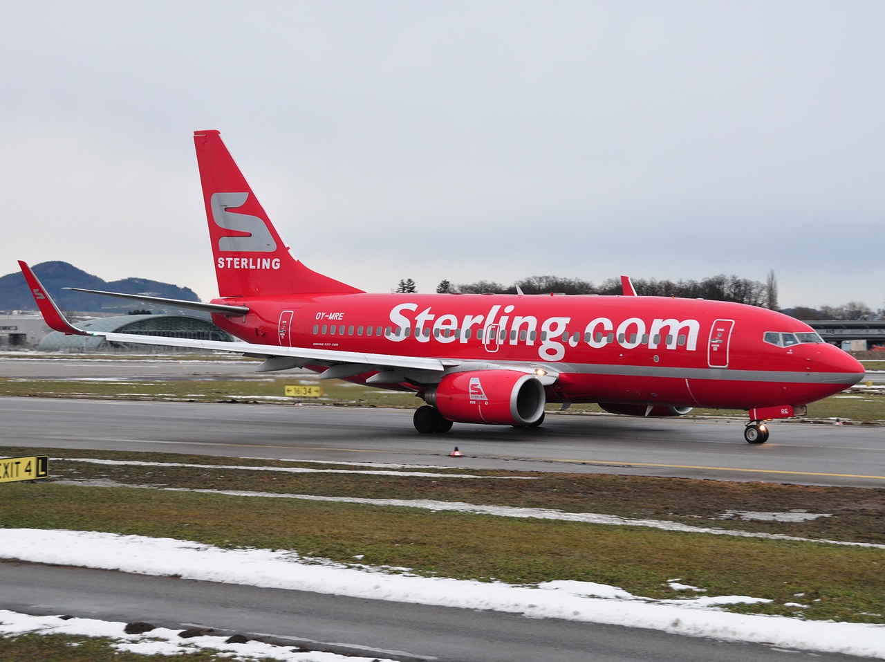 OY-MRE - 737-7L9(WL) - Cimber Sterling - SZG - 08-01-2011