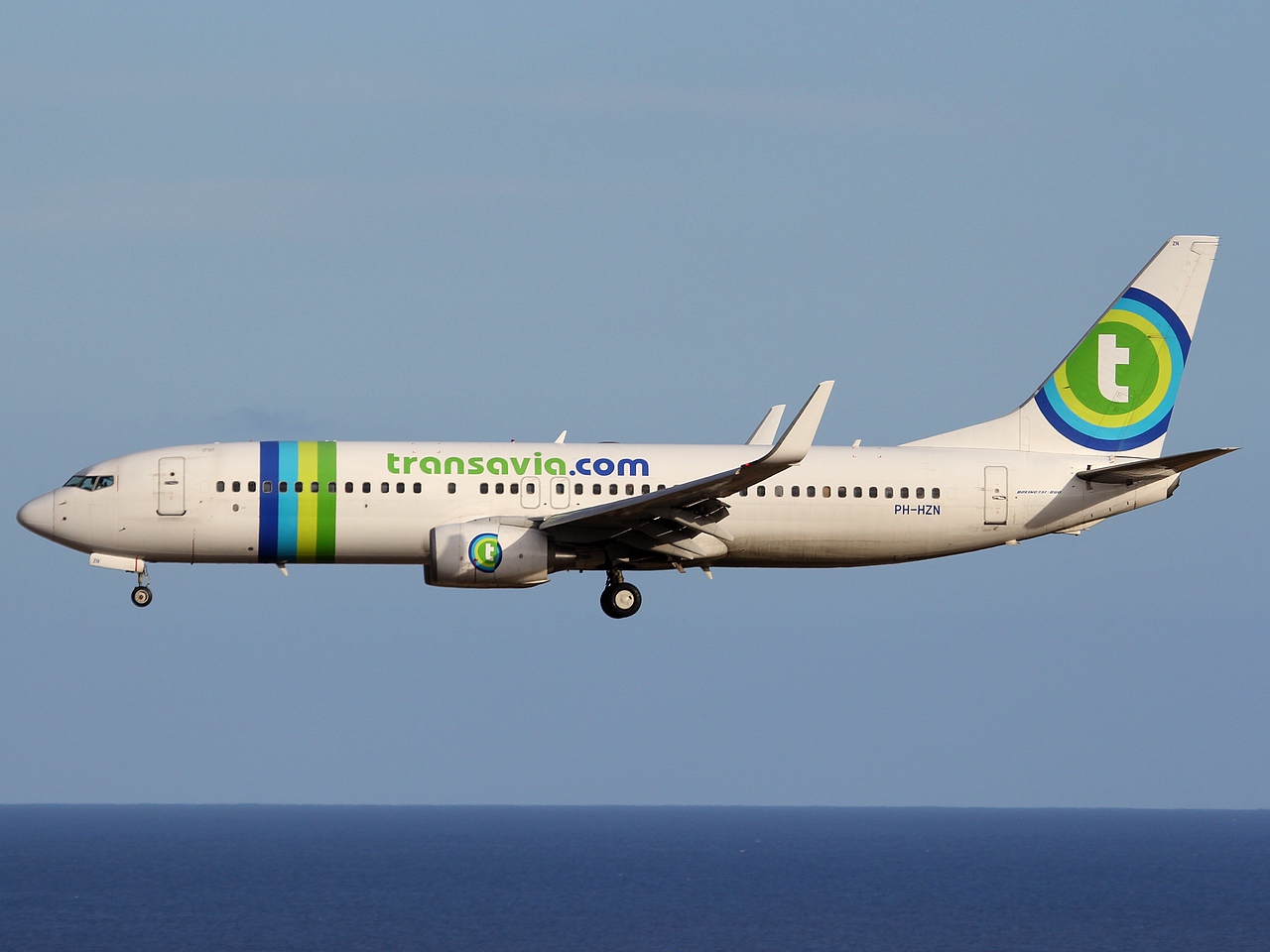 PH-HZN - 737-8K2(WL) - Transavia - LPA - 18-02-2011