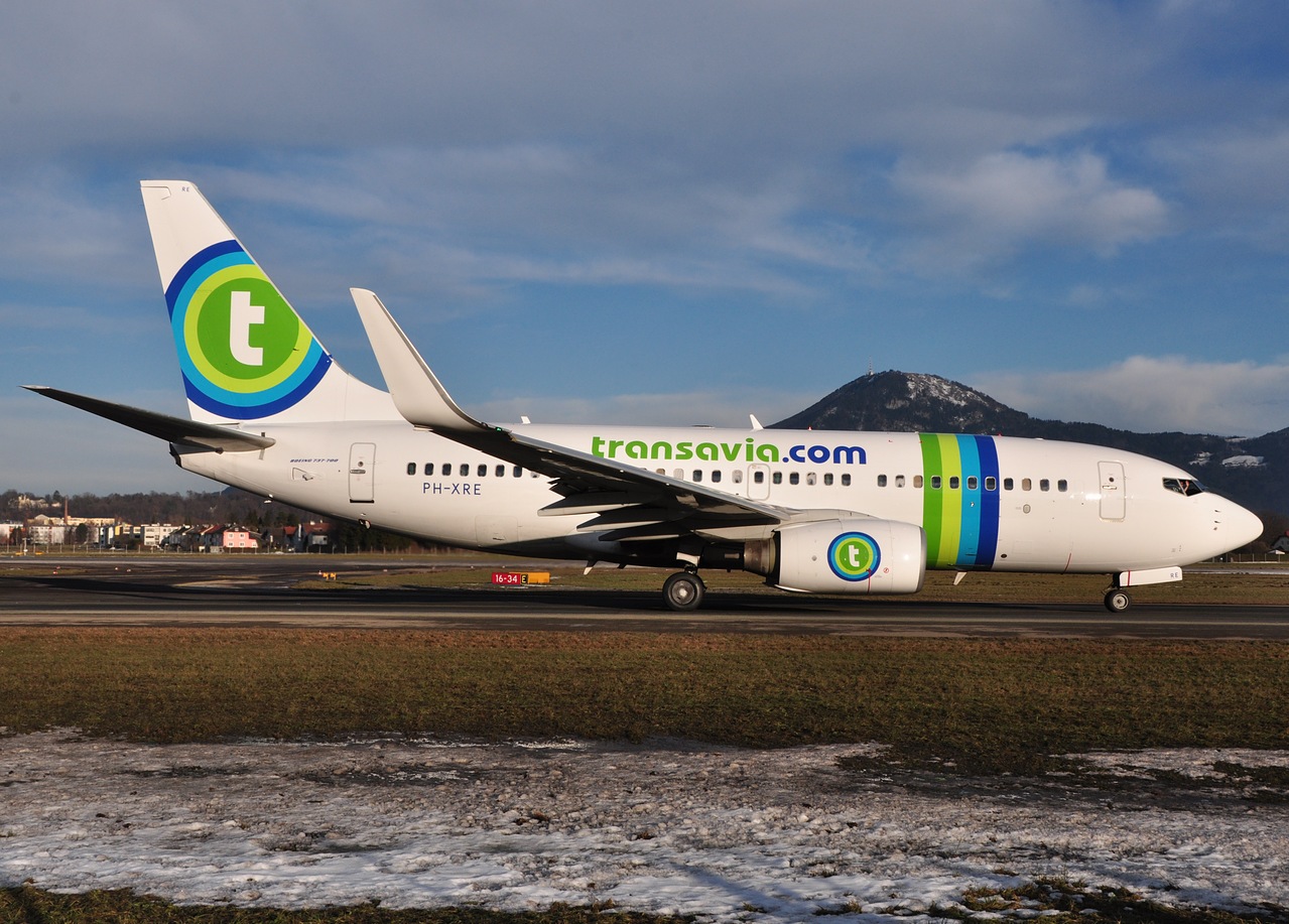 PH-XRE - 737-7K2(WL) - Transavia - SZG - 08-01-2011