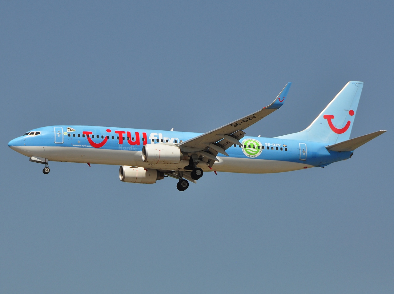SE-DZV - 737-804(WL) - TUIFly Nordic - AYT - 28-08-2011