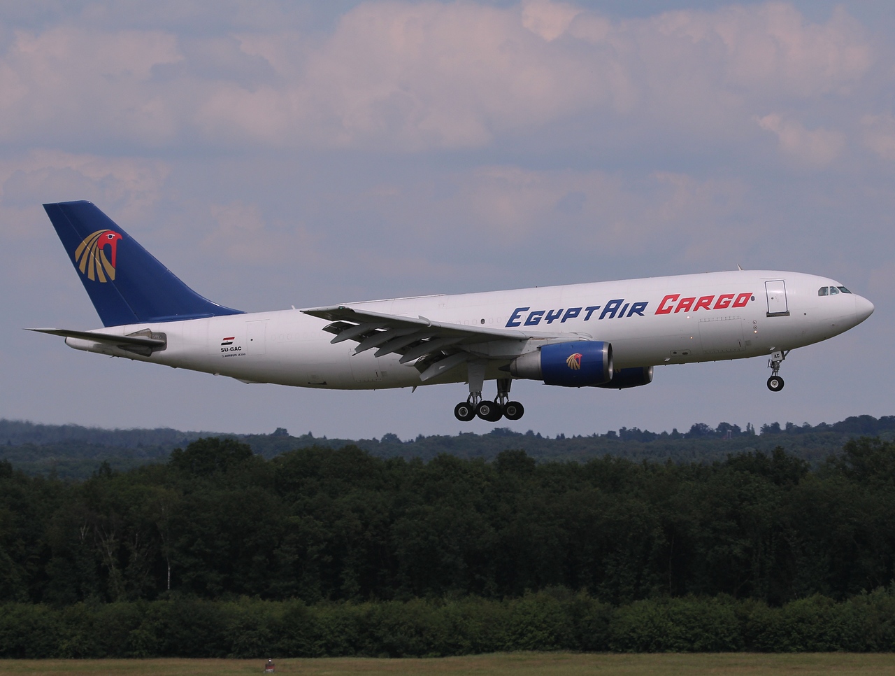SU-GAC - A300B4-203 - Egyptair Cargo - CGN - 12-06-2011