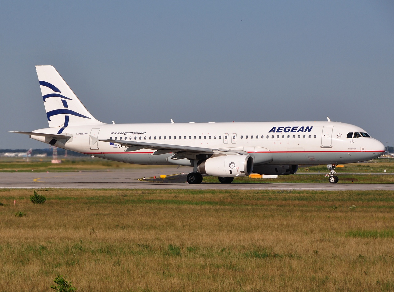 SX-DVU - A320-232 - Aegean Airlines - FRA - 27-06-2011
