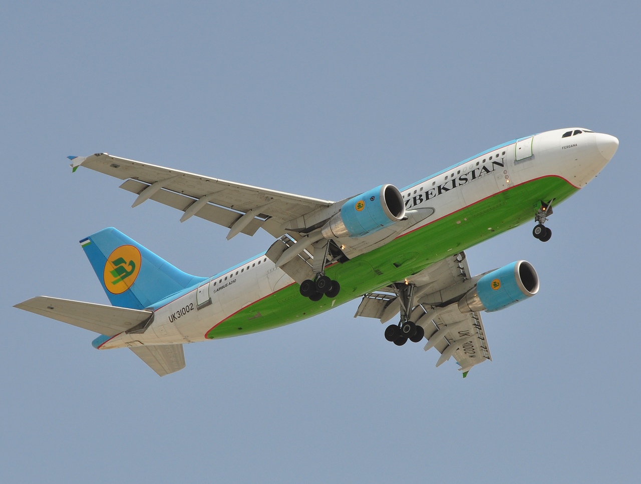 UK31002 - A310-324 - Uzbekistan Airways - DXB - 08-04-2011