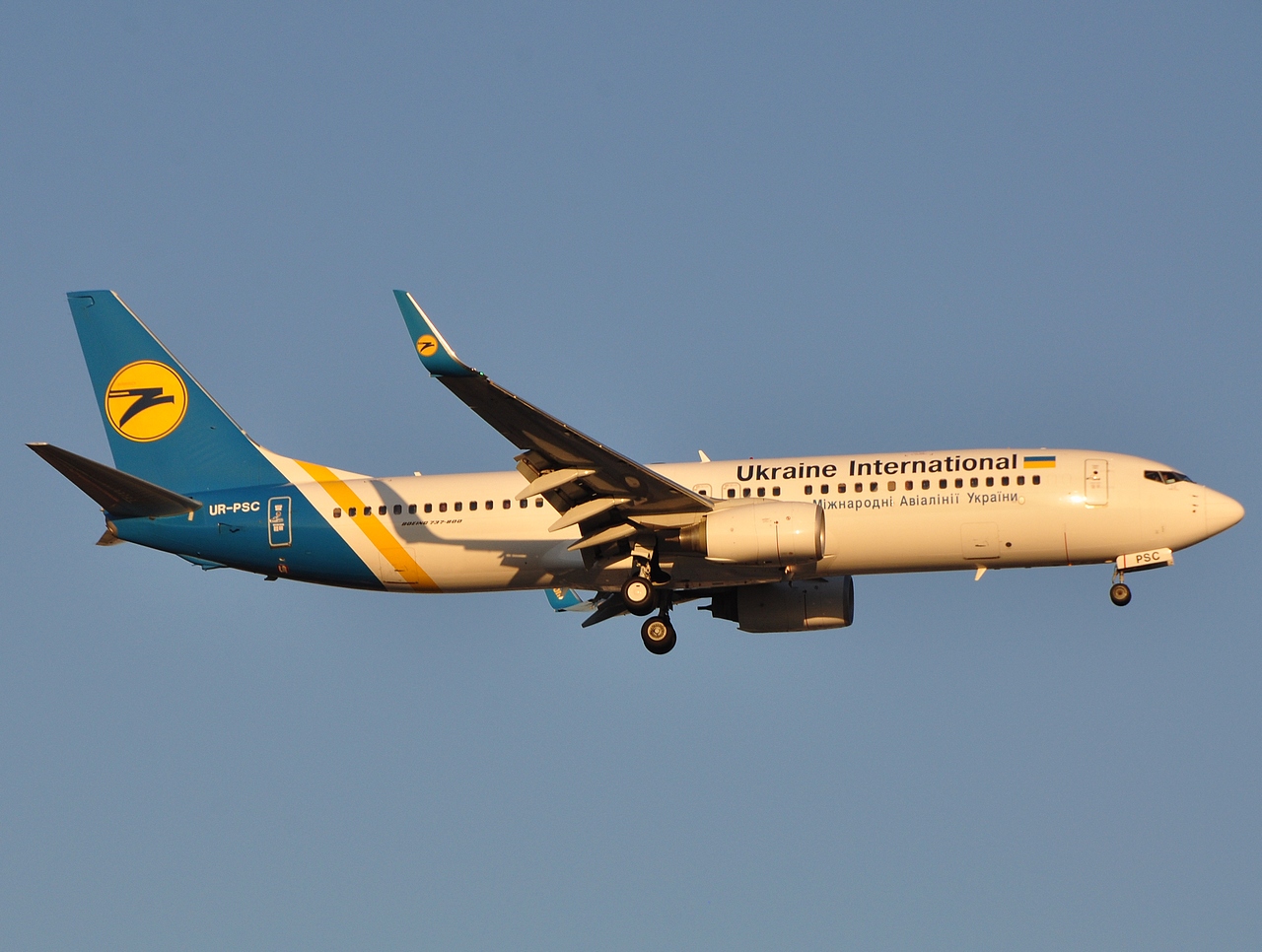 UR-PSC - 737-8HX(WL) - Ukraine International Airlines - AYT - 26-08-2011