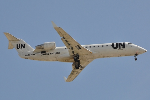 4L-TGG - CRJ-200LR - Airzena Georgian Airways - DXB - 07-04-2011