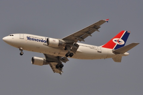 7O-ADR - A310-324 - Yemenia _ Yemen Airways - DXB - 03-04-2011