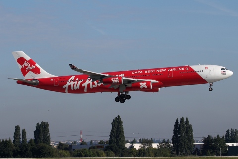 9M-XAB - A340-313E - AirAsia X - ORY - 26-06-2011