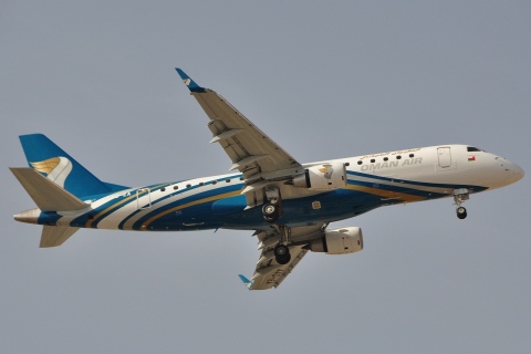 A4O-EA - ERJ-175AR (ERJ-170-200 IGW) - Oman Air - DXB - 03-04-2011