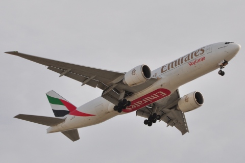 A6-EFE - 777-F1H - Emirates - DXB - 07-04-2011