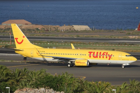 D-ATUA - 737-8K5(WL) - TUIfly - LPA - 18-02-2011b