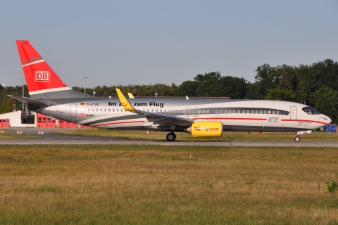 D-ATUE - 737-8K5(WL) - TUIfly - FRA - 27-06-2011