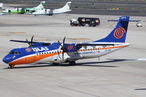 EC-KKZ - ATR 72-212A - Islas Airways - LPA - 17-02-2011