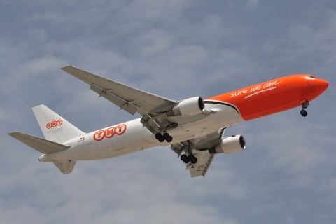 EC-LKI - 767-383(ER) - TNT Airways - DXB - 07-04-2011