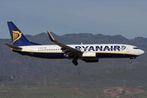 EI-DHE - 737-8AS(WL) - Ryanair - LPA - 19-02-2011