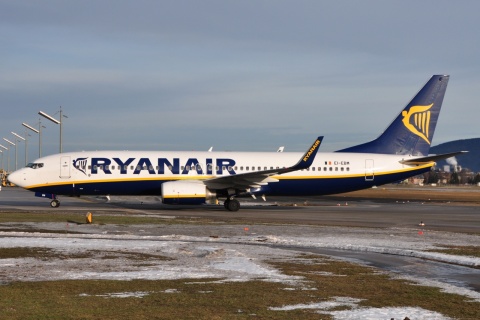 EI-EBM - 737-8AS(WL) - Ryanair - SZG - 09-01-2011