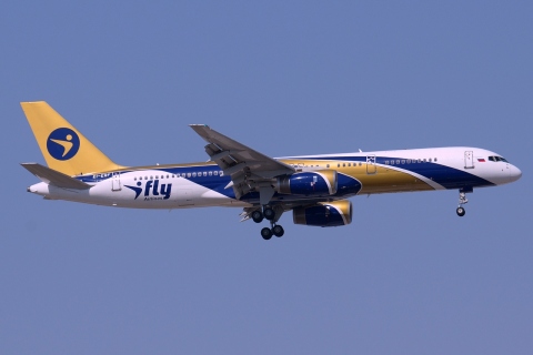 EI-ERF - 757-256(WL) - I-Fly - AYT - 22-08-2011