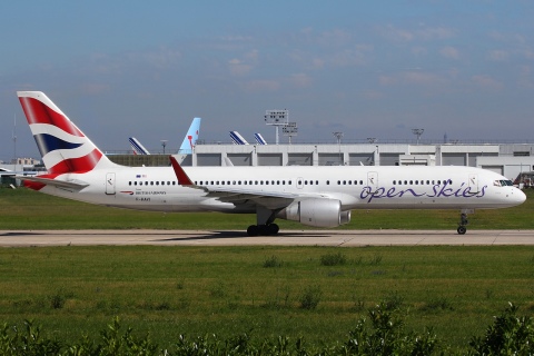 F-HAVI - 757-26D(WL) - Open Skies - ORY - 26-06-2011