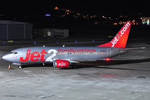 G-CELC - 737-33A - Jet2 - SZG - 08-01-2011