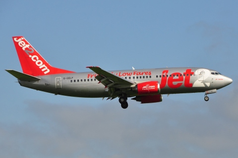 G-CELF - 737-377 - Jet2 - AMS - 04-07-2011