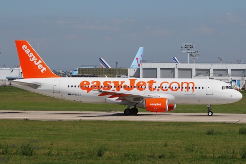 G-EZTJ - A320-214 - easyJet - ORY - 26-06-2011