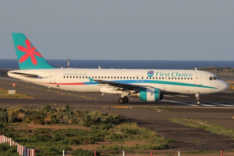 G-OOAR - A320-214 - First Choice Airways - LPA - 19-02-2011b