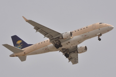 HZ-AEB - ERJ-170LR (ERJ-170-100 LR) - Saudi Arabian Airlines - DXB - 05-04-2011