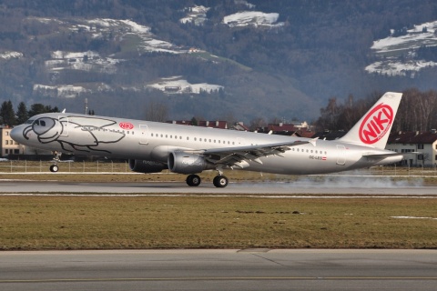 OE-LES - A321-211 - Niki - SZG - 09-01-2011